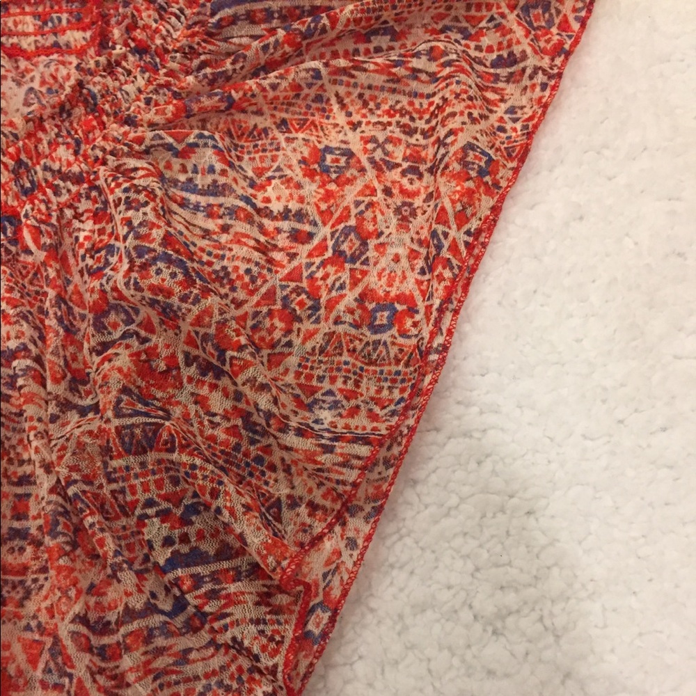 Red/Orange & Blue Aztec Pattern Blouse - Picture 5 of 8
